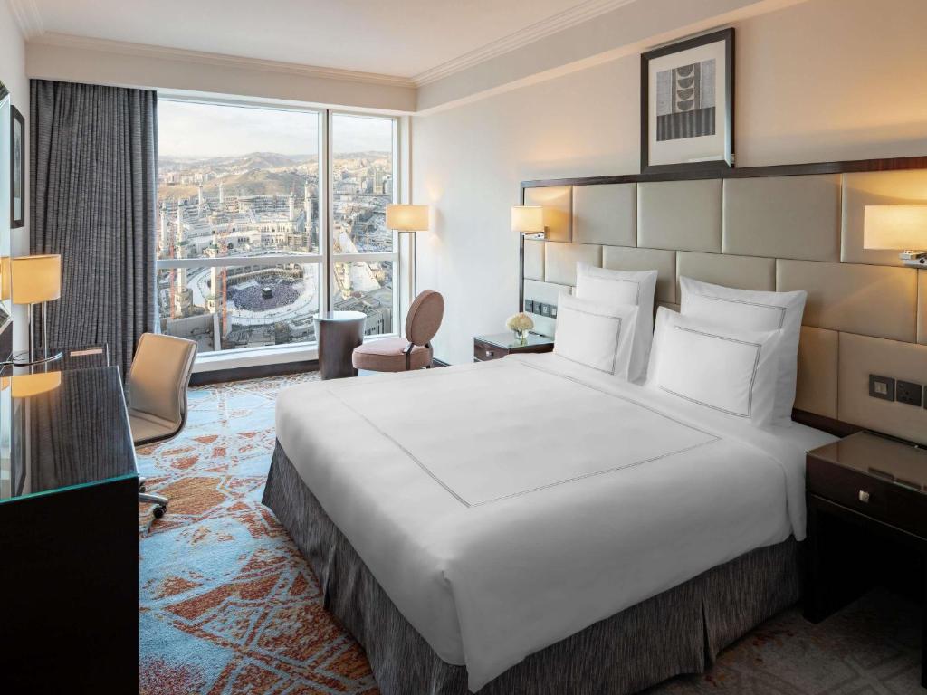 Anwar Al Madinah Movenpick - Image 6